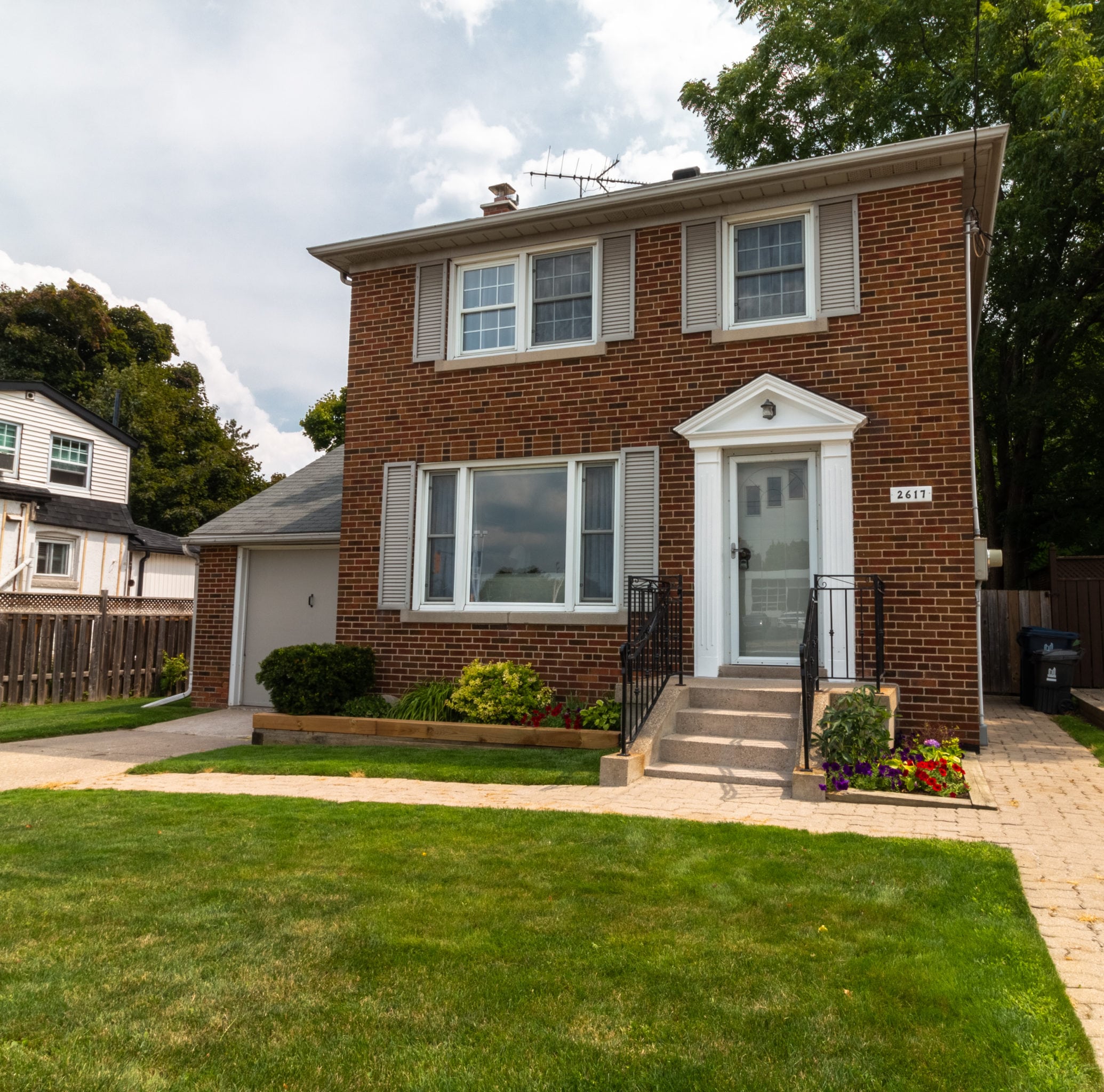 2617 Kingston Road PATH REAL ESTATE